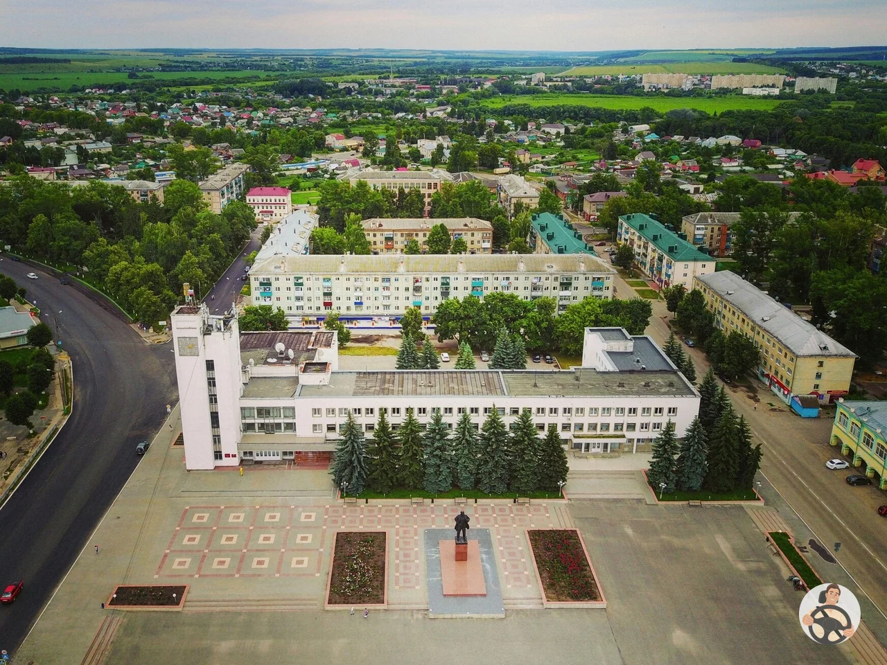 Мценск – это лучшая фотография что нашлась в сети. Если у вас есть фото получше, присылайте в ватсапп +79214405025 с подписью именем города, опубликую
