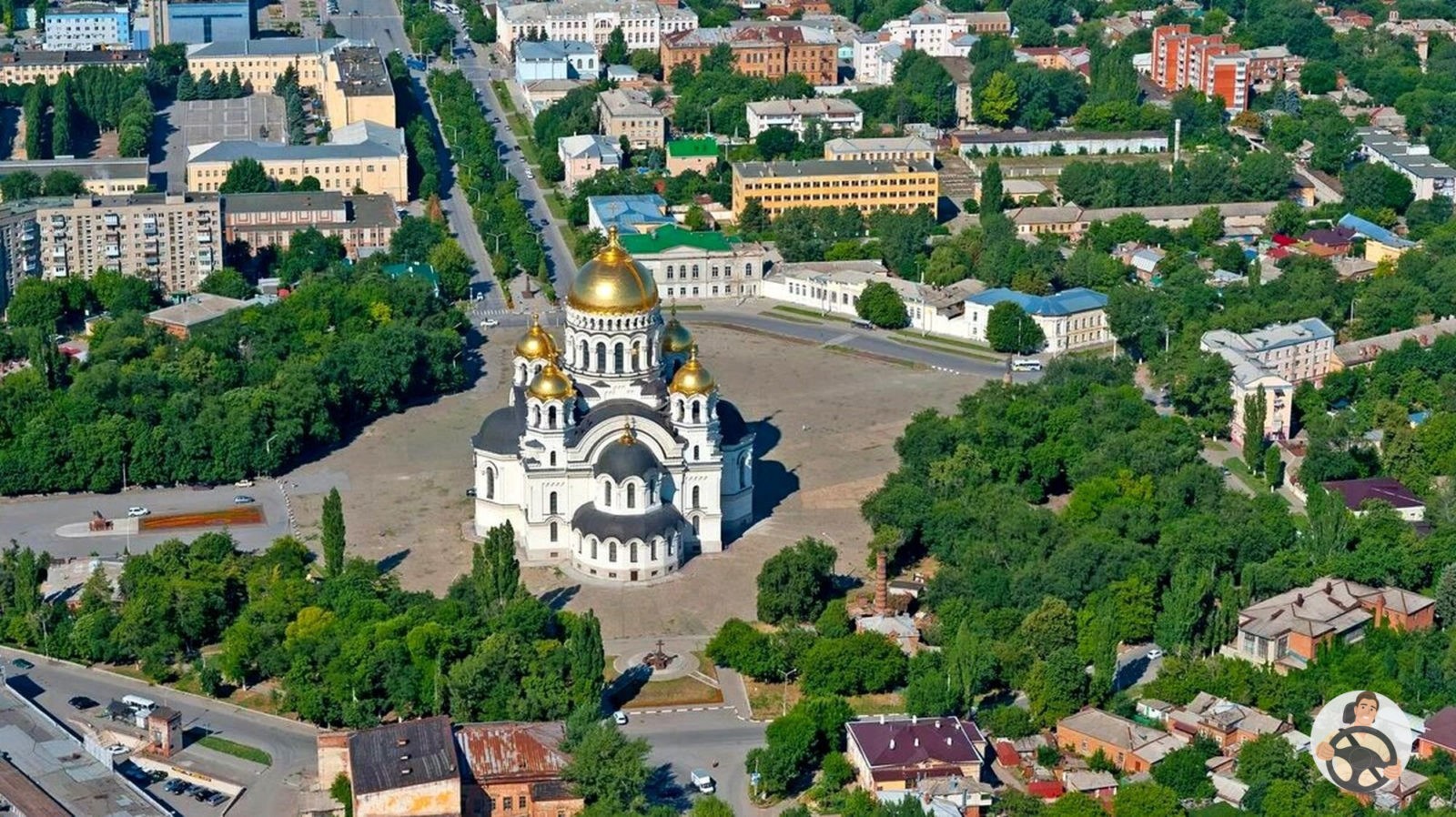 Новочеркасск – это лучшая фотография что нашлась в сети. Если у вас есть фото получше, присылайте в ватсапп +79214405025 с подписью именем города, опубликую