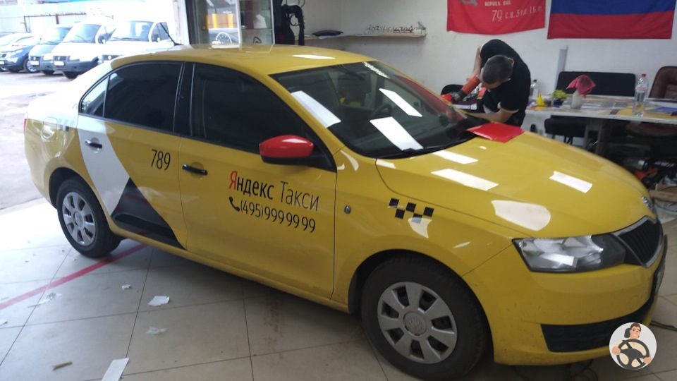 Работа водителем Яндекс Такси на автомобиле Шкода Рапид