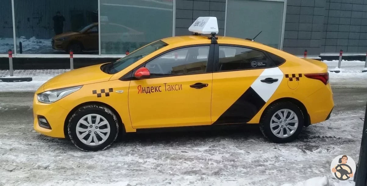Hyundai Solaris брендирование Яндекс такси для Арзамаса.