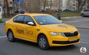skoda octavia брендирование Яндекс такси для Брянска