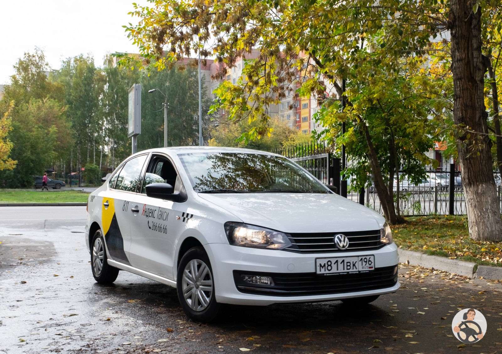volkswagen polo брендирование Яндекс такси для Великом Новгороде
