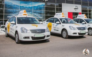Nissan Almera брендирование Яндекс такси для Нижнего Новгорода