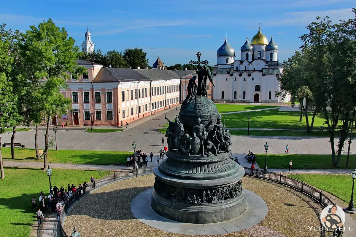 Памятник тысячелетия России в Великом Новгороде