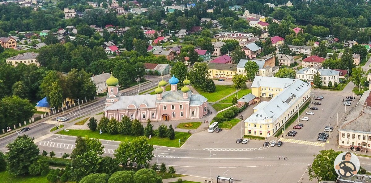 Тихвин – это лучшая фотография что нашлась в сети. Если у вас есть фото получше, присылайте в ватсапп +79214405025 с подписью именем города, опубликую