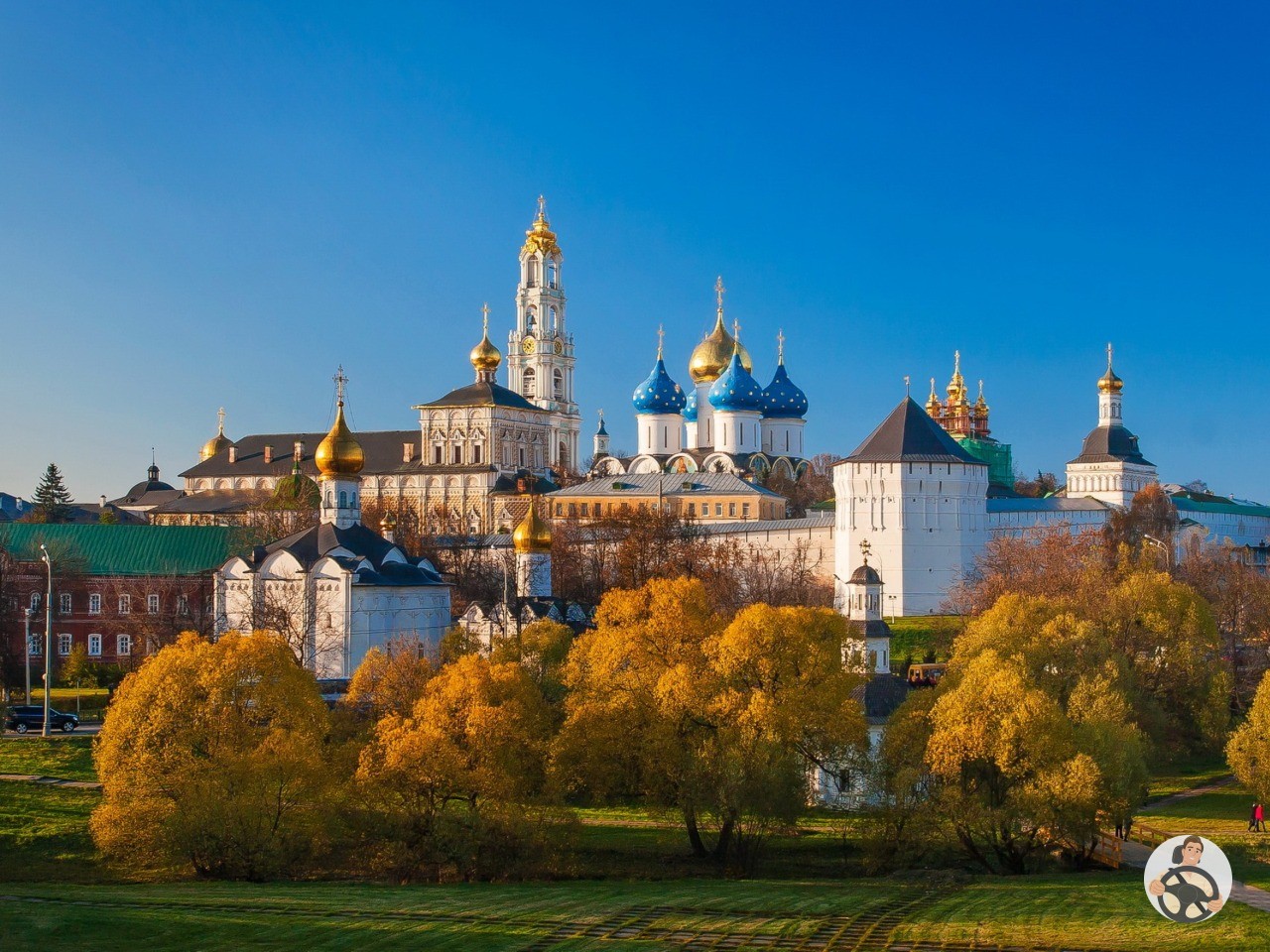Сергиев Посад – это лучшая фотография что нашлась в сети. Если у вас есть фото получше, присылайте в ватсапп +79214405025 с подписью именем города, опубликую